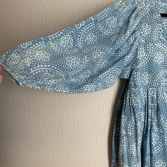 Madewell Bubble-Sleeve Button-Front Mini Dress in Indigo Paisley - Picture 10 of 11